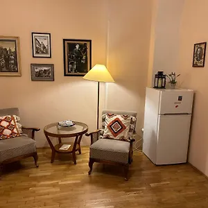 Konukevi Karlova, Prag