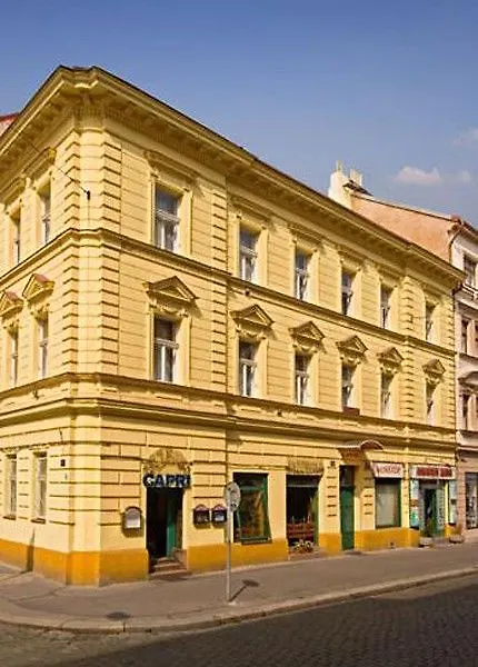 Apartment Amandment Prague 3*,